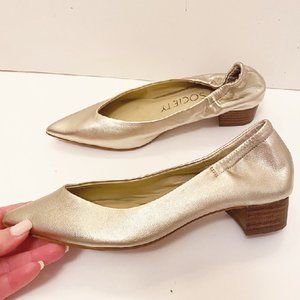 NEW SOLE SOCIETY Soft leather heels